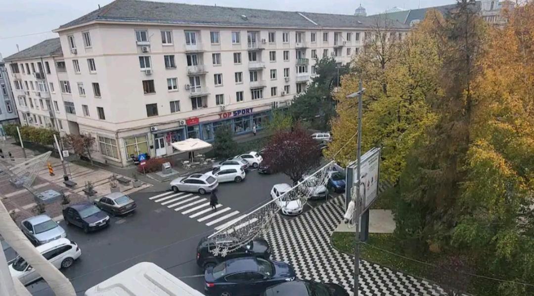 Garsoniera Centru Vechi English Park Craiova Exteriér fotografie